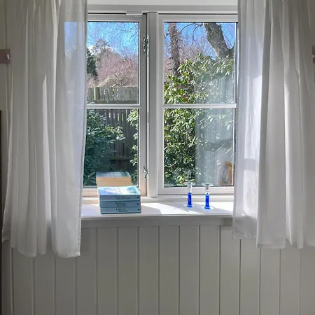 Charming Summer House Near بيت للعطل *