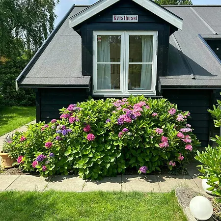 Charming Summer House Near Feriehus