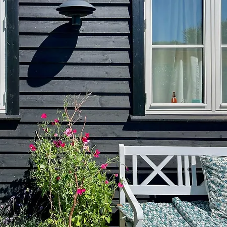 Feriehus Charming Summer House Near Liseleje